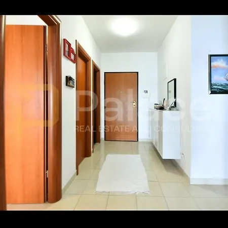 Chatarina Apartman *