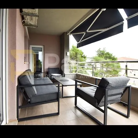 Chatarina Apartment