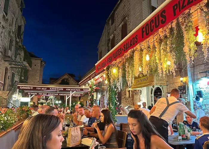 Chatarina דירה *