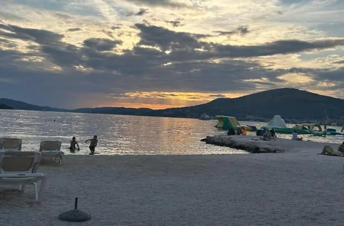 Chatarina דירה טרוגיר